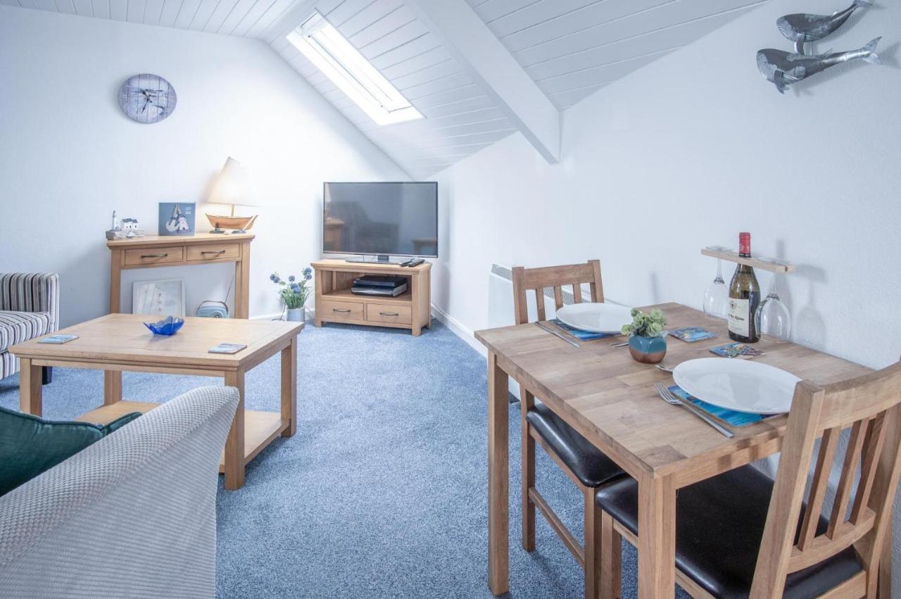 St Julians View - 1 Bedroom Apartment - Tenby Eksteriør bilde